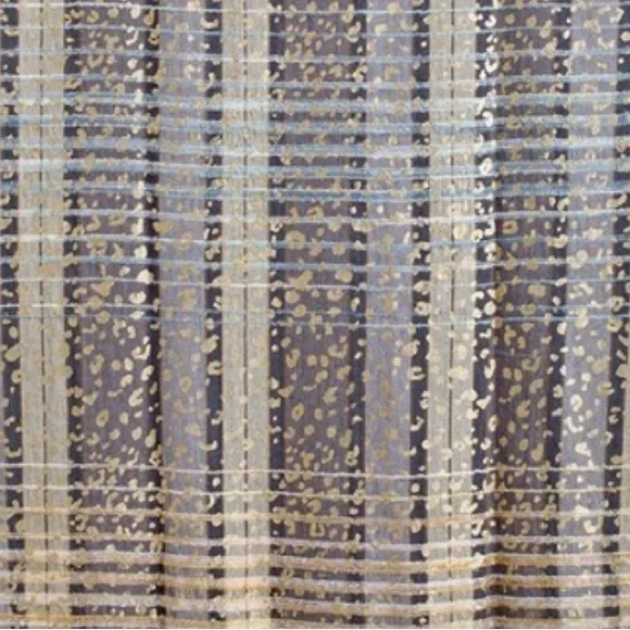 Chico’s oblong foil animal print scarf - Picture 3 of 5